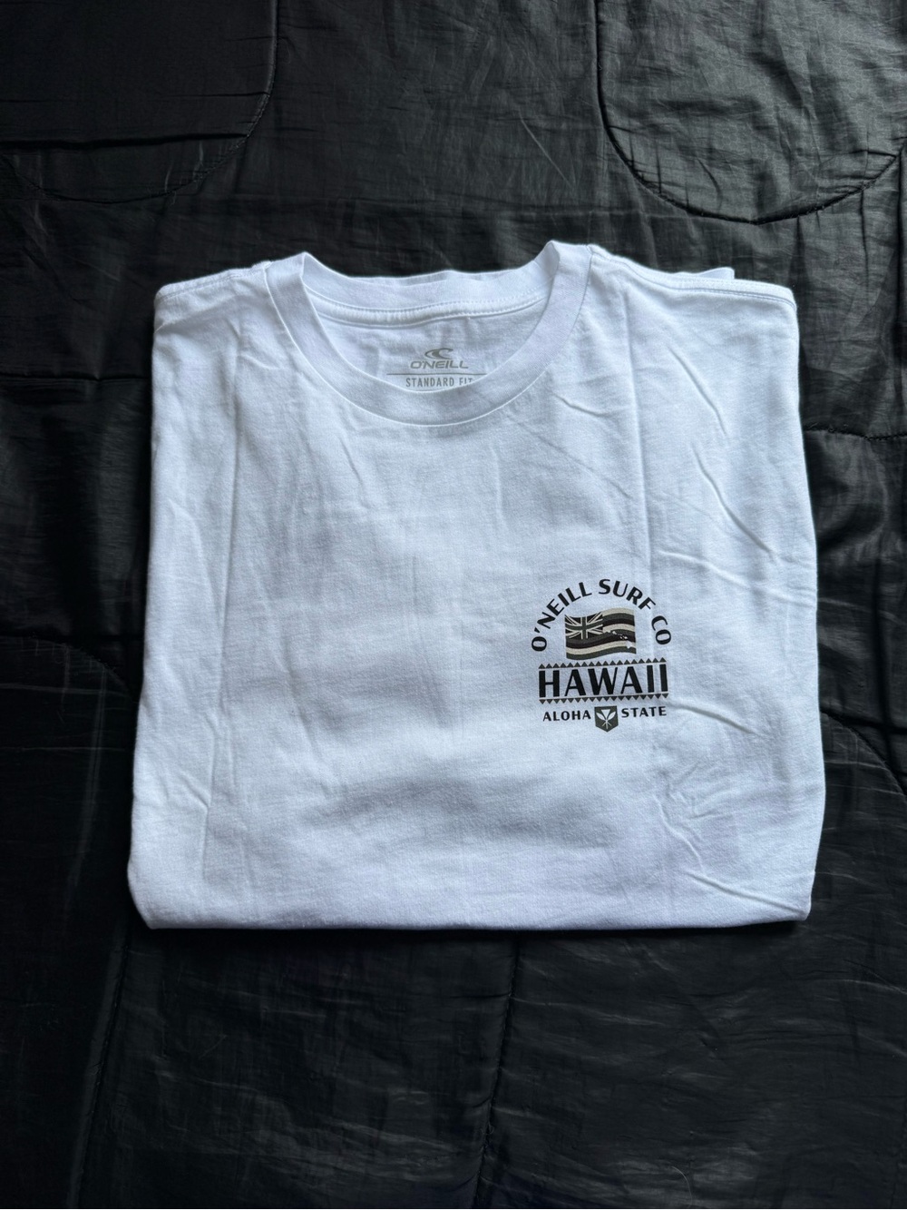 O'Neill White Tee with Black Hawaii Flag Graphic NWOT - Picture 2 of 4